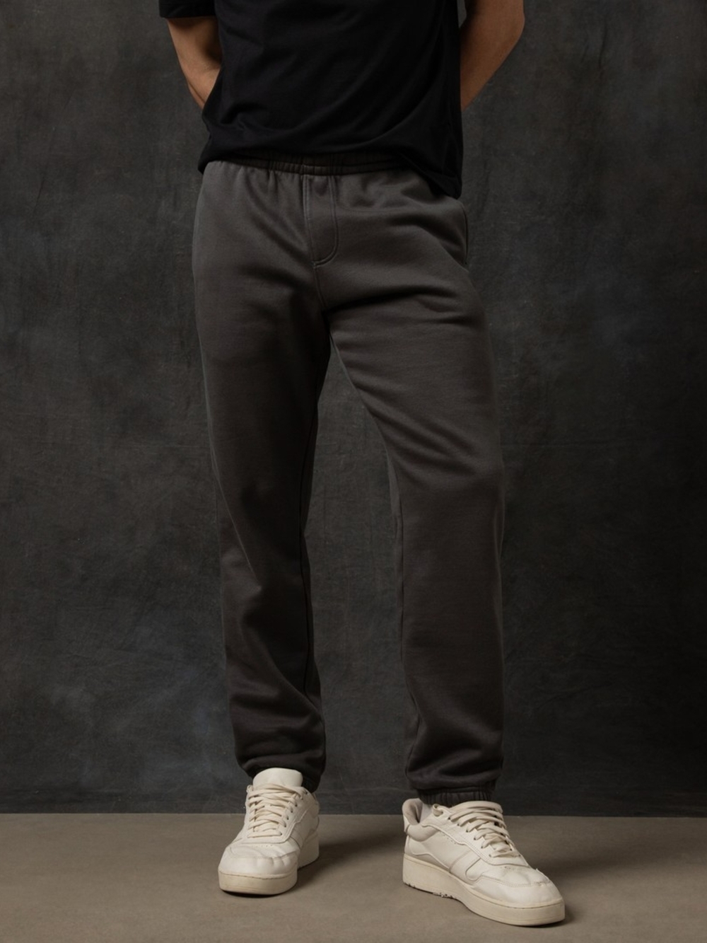 Core Jogger-Shadow Color - Picture 2 of 4